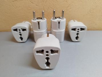 Reisstekker - wereldstekker beschikbaar voor biedingen