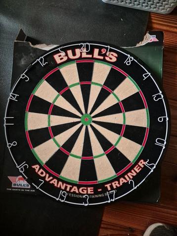 Trainingsbord Bull's beschikbaar voor biedingen