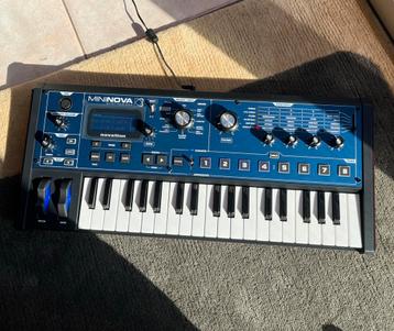 Novation Mininova, Musique & Instruments, Synthétiseurs, Enlèvement, Comme neuf, Novation