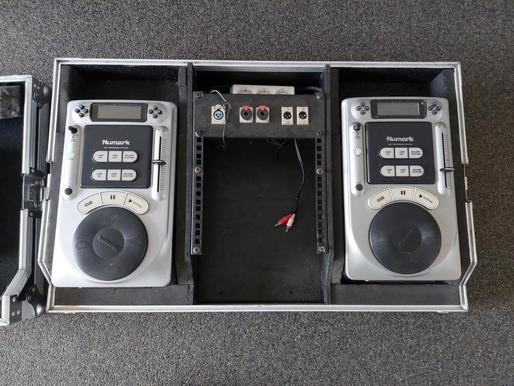 Flightcase voor 2 cd spelers en mengpaneeltje, Muziek en Instrumenten, Behuizingen en Koffers, Zo goed als nieuw, Flightcase, Ophalen