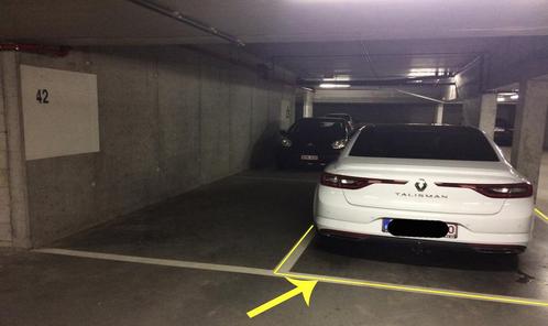 Garage te koop in Sint-Kruis, Immo, Garages en Parkeerplaatsen