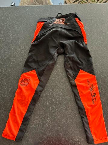 Bmx broek junior  beschikbaar voor biedingen