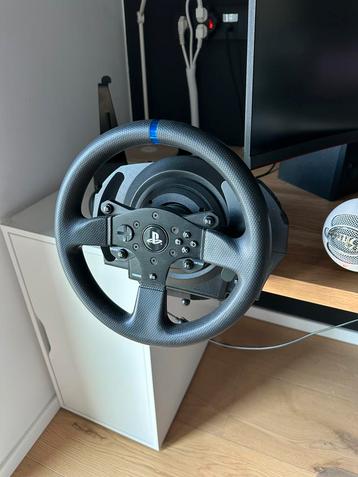 Thrustmaster T300 RS beschikbaar voor biedingen