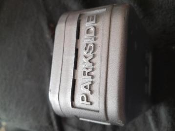 2 laders en 4 x accu 18volt parksite spindlelock  beschikbaar voor biedingen