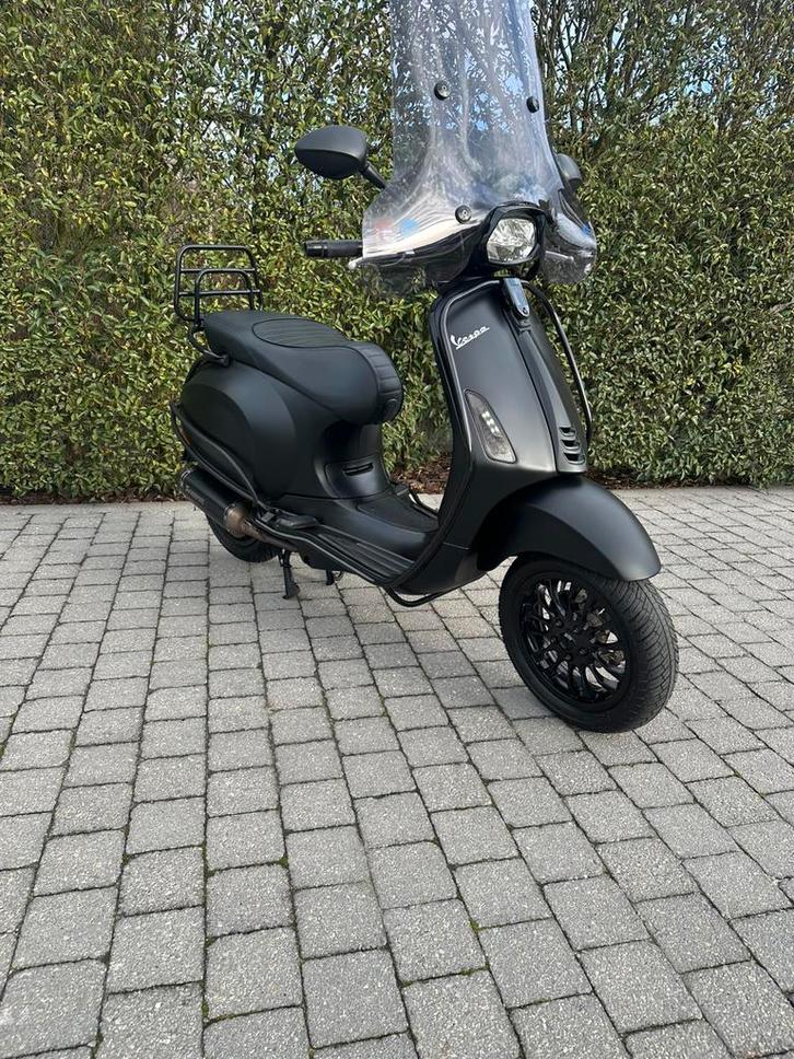 Vespa sprint Notte A klasse full 80cc, Fietsen en Brommers, Scooters | Vespa, Overige modellen, Ophalen