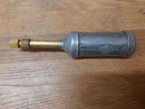 oude vetpomp van 11 cm, Doe-het-zelf en Bouw, Gereedschap | Handgereedschap, Gebruikt, Verzenden