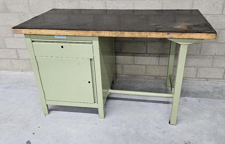 Établi solide et robuste en contreplaqué, Bricolage & Construction, Établis, Utilisé, 120 à 170 cm, Envoi