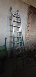 Echelle de 2.50Mx3 (10 marches) 275e, Enlèvement, Comme neuf, Pliable ou rétractable/escamotable, 4 mètres ou plus