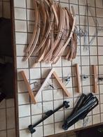 Houten en plastieken kapstokken, Enlèvement ou Envoi