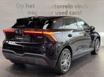 MG MG4 64 kWh Luxury, Auto's, Automaat, Gebruikt, 1675 kg, Zwart