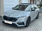 Skoda Octavia Combi VRS 1.4 TSI iV PHEV 245 PK, Stof, 4 cilinders, Hybride Elektrisch/Benzine, Zilver of Grijs