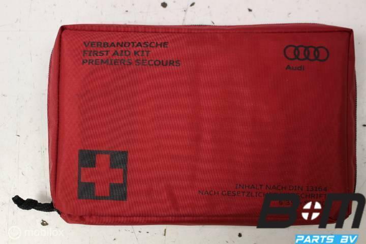 Verbandtas Audi A1 Sportback FL 4E0860282D, Auto-onderdelen, Klein materiaal, Gebruikt