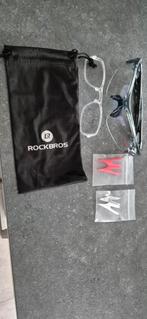 Lunettes Rockbros, Enlèvement