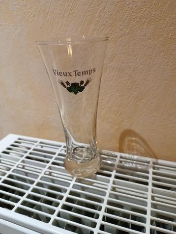 A vendre 1 verre a vieux temps beschikbaar voor biedingen