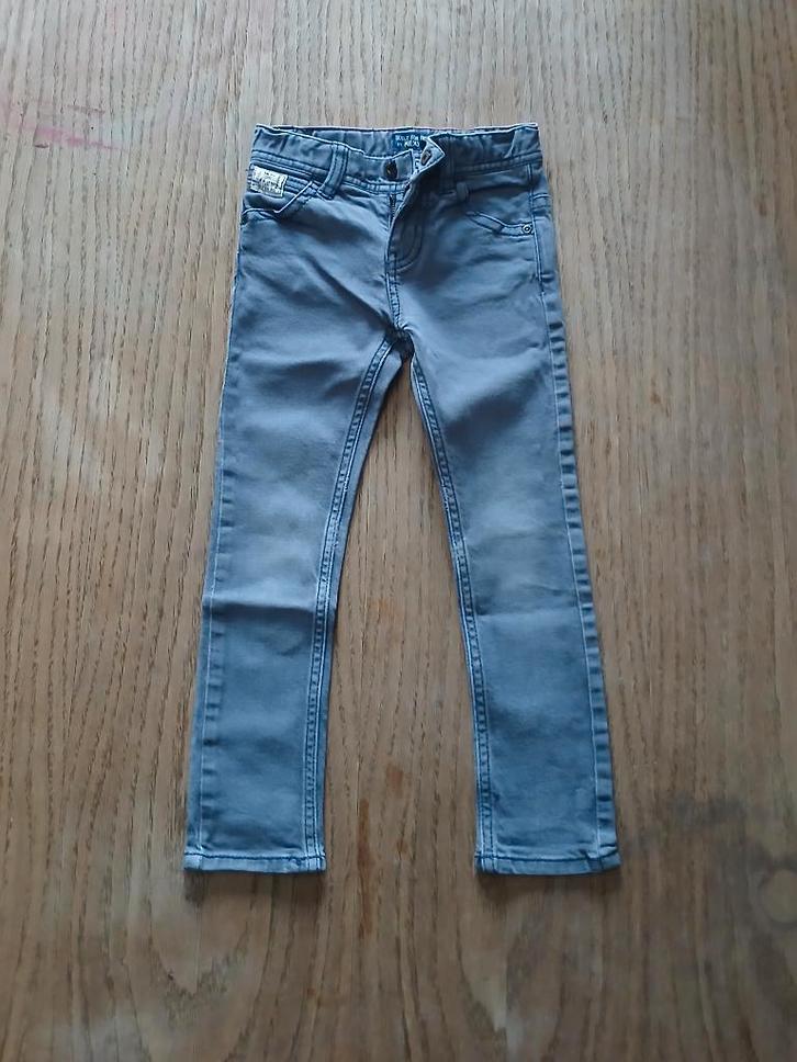 Grijze Mexx broek – maat 104, Kinderen en Baby's, Kinderkleding | Maat 104, Gebruikt, Jongen, Broek, Ophalen of Verzenden