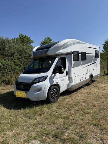 Recente  Mobilvetta met weinig km en direkt beschikbaar, Siège de train, Autres marques, Toilette à cassette, Réfrigérateur
