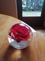 papieren pers met glazen bol en roos, Antiek en Kunst, Ophalen of Verzenden