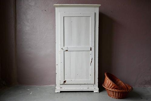 Armoire ancienne patinée blanche ou bonnetière style vintage, Antiek en Kunst, Antiek | Meubels | Kasten, Ophalen