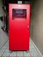 Malibu retro designkast, Huis en Inrichting, Met deur(en), Minder dan 100 cm, 25 tot 50 cm, Minder dan 150 cm