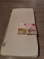 Matras voor babybedje 60x120 en 2 hoeslakens, Ophalen, Zo goed als nieuw, Overige typen