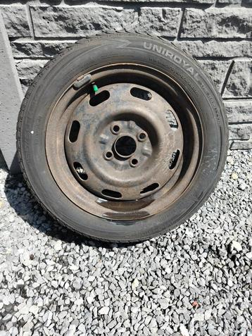 4 Winterbanden 165/60 R14 beschikbaar voor biedingen