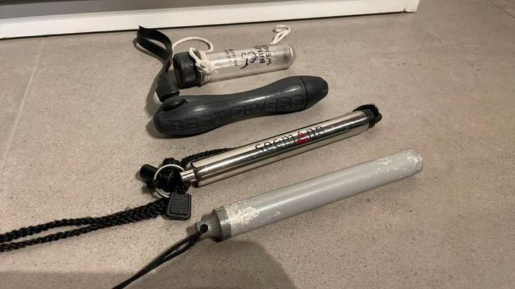 Shakers of rammelaars, Watersport en Boten, Duiken, Zo goed als nieuw, Duiklamp, Ophalen of Verzenden