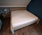 Bedframe met nachtkastje - mag vandaag nog weg!, Huis en Inrichting, Ophalen