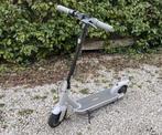 Ninebot g30max elektrische scooter met 260 euro oplader, Fietsen en Brommers, Ophalen of Verzenden, Zo goed als nieuw