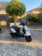 piaggio zip 70cc duits (snor/ak), Fietsen en Brommers, Scooters | Piaggio, Ophalen of Verzenden, Zo goed als nieuw, Zip