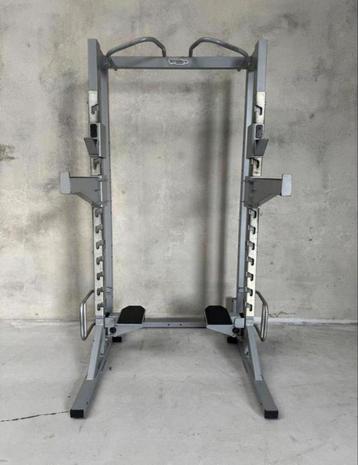 Technogym Pure Strength Half Rack alle opties en accessoires beschikbaar voor biedingen