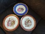 Drie porseleinen decoratieve platen. Diameter 25 cm., Ophalen