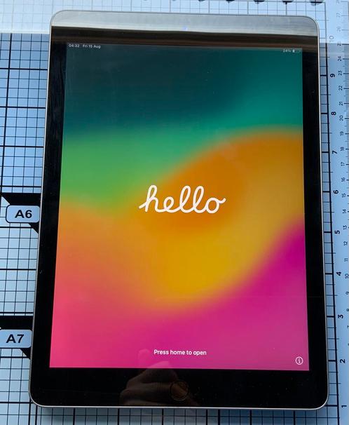 Apple Ipad 6th generation + Apple Pencil 1st generation, Computers en Software, Apple iPads, Gebruikt, Apple iPad, Wi-Fi, 9 inch