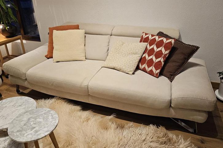 Canapé trois places design Henders & Hazel, Maison & Meubles, Canapés | Coins salons complets, Comme neuf, Synthétique, Enlèvement