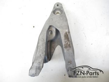 VW Transporter T5 GP Motorsteun Baksteun 7E0199370 beschikbaar voor biedingen