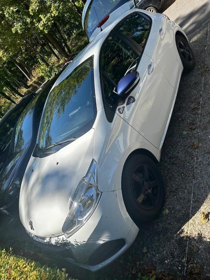Peugeot 208 Like 1.2, Auto's, Peugeot, Particulier, Benzine, Handgeschakeld, Wit, Ophalen
