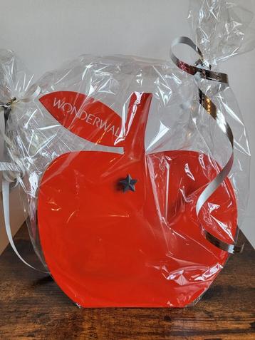 Metalen appel met magneet van Wonderwall *Nieuw*, Neuf, Moins de 50 cm, Enlèvement ou Envoi, Métal ou Aluminium