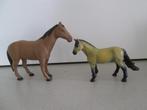 2 paarden ; 1 bruder paard van 16 cm lang en 1 Bullyland paa, Utilisé, Enlèvement ou Envoi