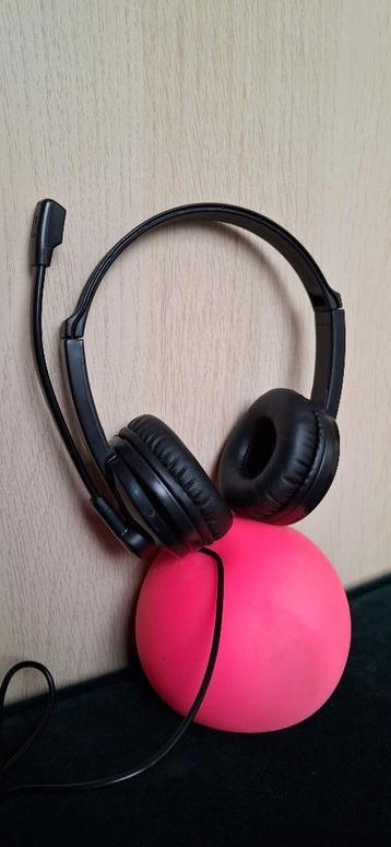 Headset met Microfoon (bedraad met 3.5 mm jack) beschikbaar voor biedingen