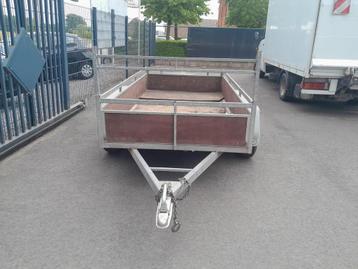 Dubbelwielige aanhangwagen met lang frame, Ophalen, Gebruikt