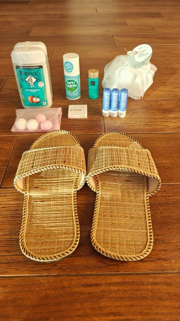 Verzorginsproducten/slippers: Rituals, Le Petit Marseillais, Handtassen en Accessoires, Uiterlijk | Lichaamsverzorging, Nieuw