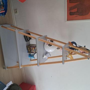 Opbergruimte voor de kinderkamer  beschikbaar voor biedingen