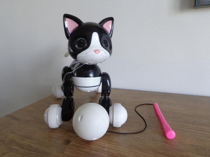 Chat intéractif Zoomer Kitty de Spinmaster, Enfants & Bébés, Jouets | Éducatifs & Créatifs, Utilisé, Électronique, Enlèvement ou Envoi