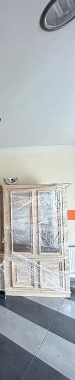 Massief houten vitrinekast/boekenkast met glazen deuren, Ophalen, Gebruikt, 100 tot 150 cm, Eikenhout