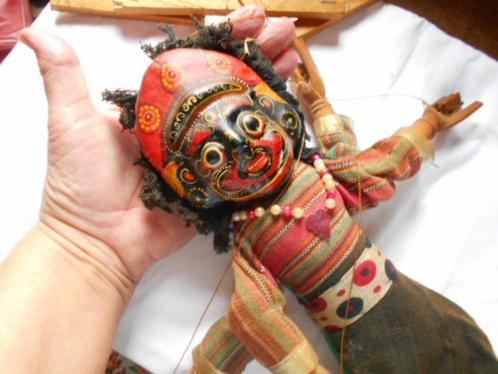 nepal, vilt, armbanden, mantra, handwerk, marionet enz, Huis en Inrichting, Stoffering | Tapijten en Vloerkleden, Nieuw, Rood