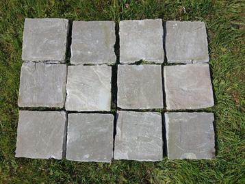 Platines kandle grey beschikbaar voor biedingen
