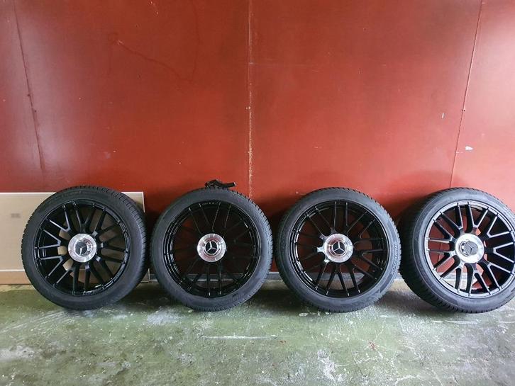 19" Mercedes AMG velgen met goede Hankook banden, Auto-onderdelen, Banden en Velgen, Band(en), Winterbanden, 19 inch, 235 mm, Personenwagen