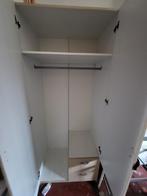 Propere en stevige kast, Ophalen, Gebruikt