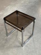 Table d’appoint vintage en plexiglas fumé/ chrome années 70, Enlèvement ou Envoi, Utilisé