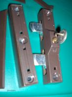 5 X STERK VEILGHEIDSLOTEN VOOR RAMEN & DEUREN IN GOED STAAT, Doe-het-zelf en Bouw, Ophalen of Verzenden, Zo goed als nieuw, IJzer