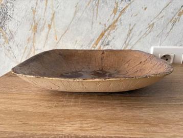 Serveer schotel beschikbaar voor biedingen